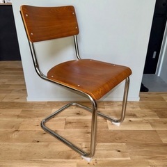 2点セット。リプロダクト品キャンディレバーチェアウォルナット
