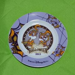 【値下げしました】【未使用・長期保管】ディズニーシー　ハロウィン 2013　スーベニア　チップアンドデールプレートの画像