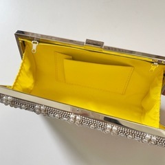 フォーマルバッグの画像