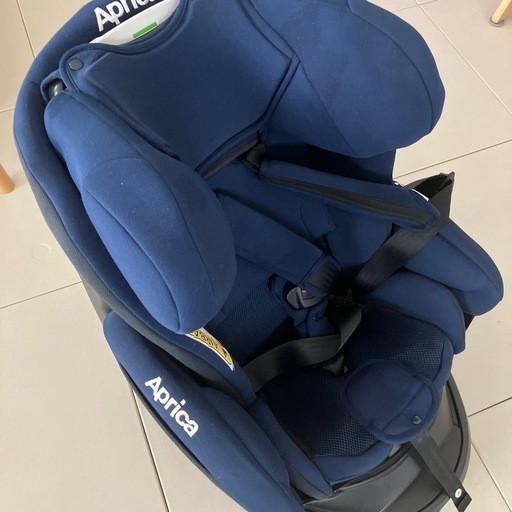アップリカ ディアターン プラス ISOFIX AB ネイビー