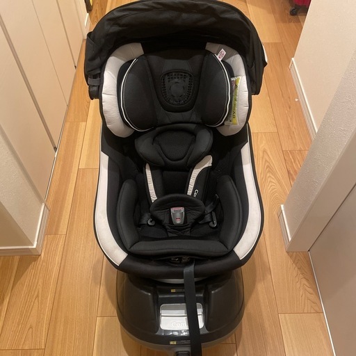 【お値下げしました】Combi チャイルドシート ネルームエッグショック