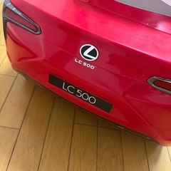 電動自動車　子供用　レクサスの画像