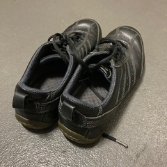 黒革のスニーカー24.5センチの画像