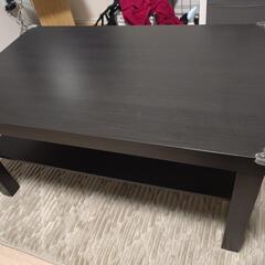 IKEAのテーブル