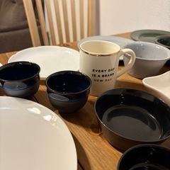 ✴︎食器27点セット✴︎の画像