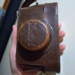leotax の革ケース