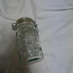 ガラス瓶の画像