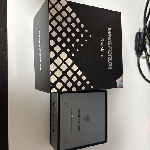 ジャンク　ミニPC MINISFORUM UM250