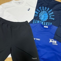 アシックス　ヨネックス　スポーツウェア