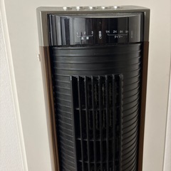 縦型扇風機の画像