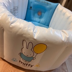 ベビーバス　ビニール　折りたたみ可の画像