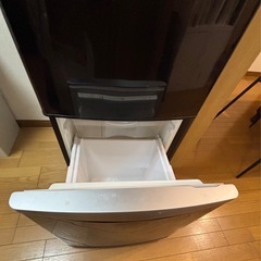 冷凍冷蔵庫の画像