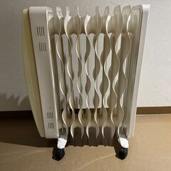 オイルヒーター　アイリスオーヤマIWH-1210M-W