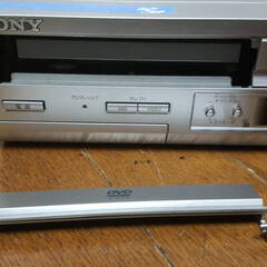 ソニー SONY SLV-D373P VHS/DVD一体型ビデオデッキ高画質コンポーネント 本体のみ（リモコンなし） 不動のためジャンクにての画像