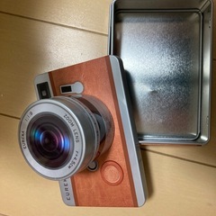 カメラ　缶　ケースの画像