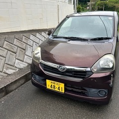 ダイハツ　ミライース　