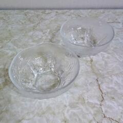 🍓まるごとグラノラ朝摘みいちご　🍓２個セット　🍓ガラスの器２個プレゼント　🍓その２の画像