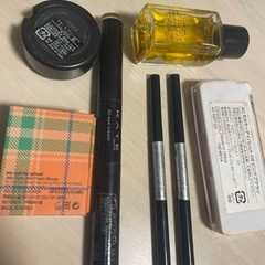 メイク用品まとめうりの画像