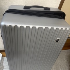 キャリーケースLサイズの画像