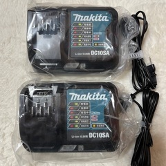 【新品未使用品】マキタ DC10SA 充電器　2個セットの画像