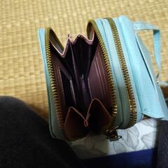 携帯収納付きショルダーバッグの画像