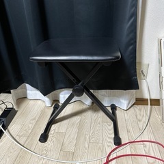 ピアノチェア