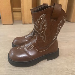 子供用ウェスタンブーツ21.5cm の画像