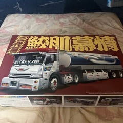 トラックプラモデル