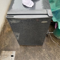小型冷蔵庫