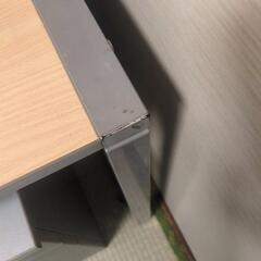長めの机 キャスター棚つきの画像