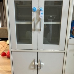 食器棚譲ります！