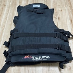 マヅメ　コンタクト　ライフジャケットの画像