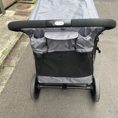 大型ペットカートの画像