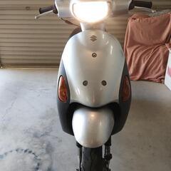 SUZUKI レッツ4 シルバー 原付きスクーター 実働 50ccの画像