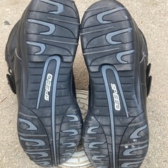 ライディングシューズ中古
　26センチ の画像