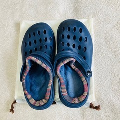 クロックス サンダル　M ネイビー　メッシュ　