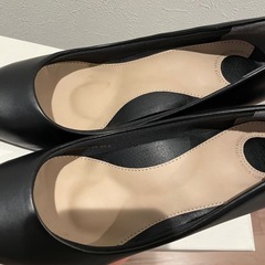 RANDA 黒 ヒール パンプス 24.5の画像