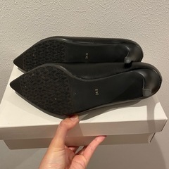 RANDA 黒 ヒール パンプス 24.5の画像