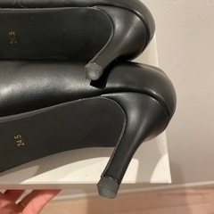 RANDA 黒 ヒール パンプス 24.5の画像