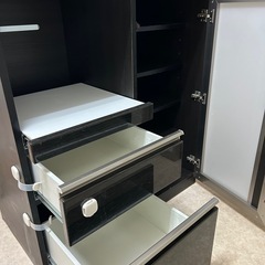 【ご閲覧ありがとうございました】食器棚の画像