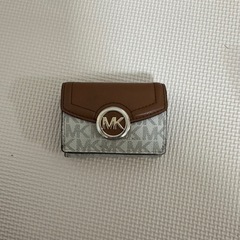 マイケルコース財布