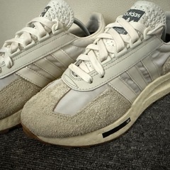 adidas レトロピー E5 ltl40 クリスタルホワイト×マットシルバーの画像