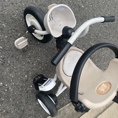 三輪車