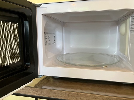 【電子レンジ】美品　アイリスオーヤマ　700Wまで対応　