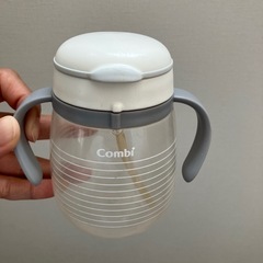 コンビ　マグ