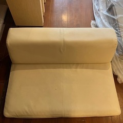 "無料"5/17処分‼️ローソファの画像