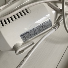 掃除機 アイリスオーヤマ 軽量 小型 サイクロン ゴミパック換え付きの画像