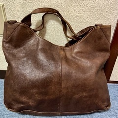 女性用のバッグになります、の画像