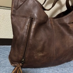 女性用のバッグになります、の画像