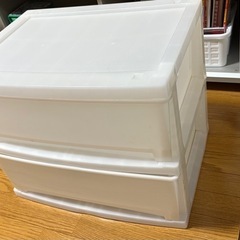衣装ケース　収納